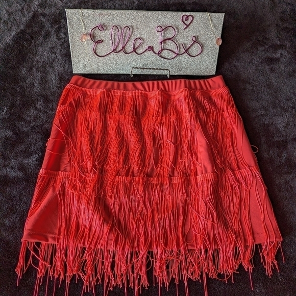 no brand Dresses & Skirts - Fringe Skirt L